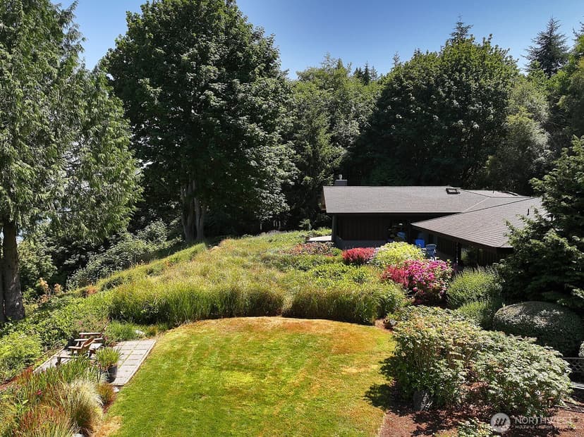 Property photo for 3679 Saratoga Road, Langley photo 5