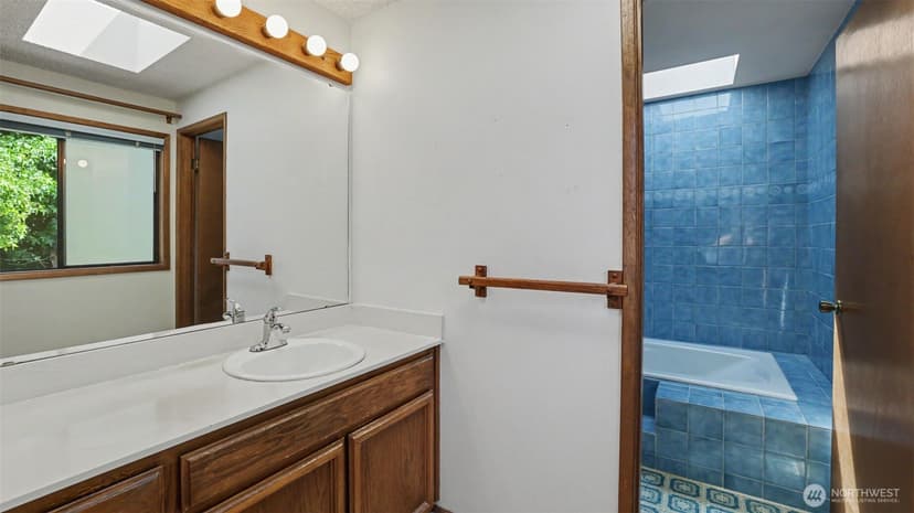 Property photo for 4233 192nd Court SE, Issaquah photo 18