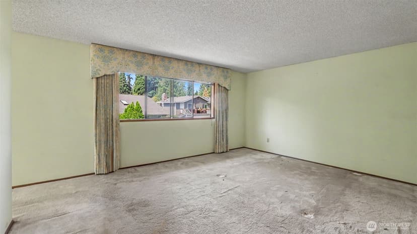 Property photo for 4233 192nd Court SE, Issaquah photo 15
