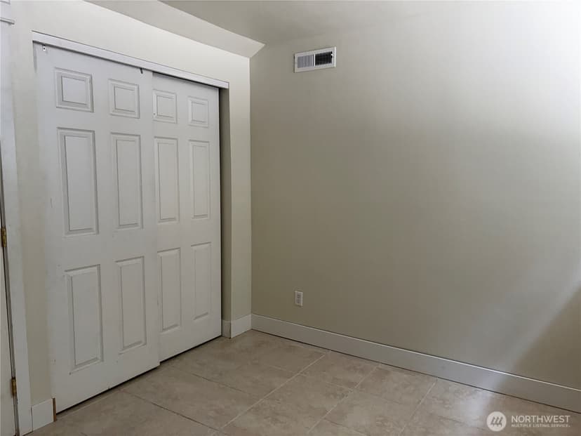 Property photo for 4883 Laura Lane SE, Port Orchard photo 22