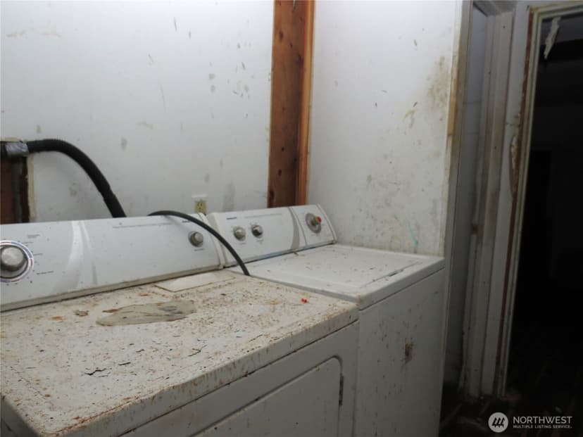 Property photo for 804 S Rain Street NE, Ocean Shores photo 6