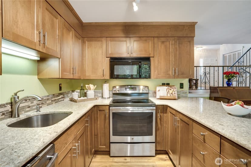 Property photo for 11206 Clover Park Drive SW #25, Lakewood photo 18