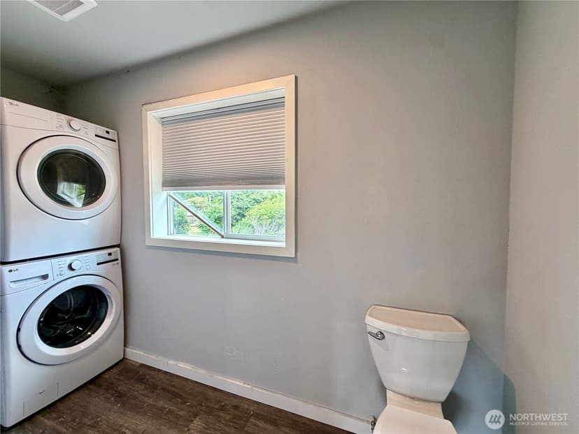 Property photo for 33 4th Avenue, Ocean Shores photo 22