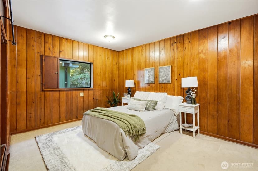 Property photo for 17056 26th Avenue NE, Lake Forest Park photo 5