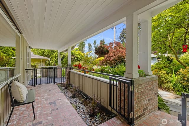 Property photo for 9918 227th Place SW, Edmonds photo 2