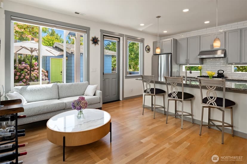 Property photo for 3101 S Adams Street, Seattle photo 10
