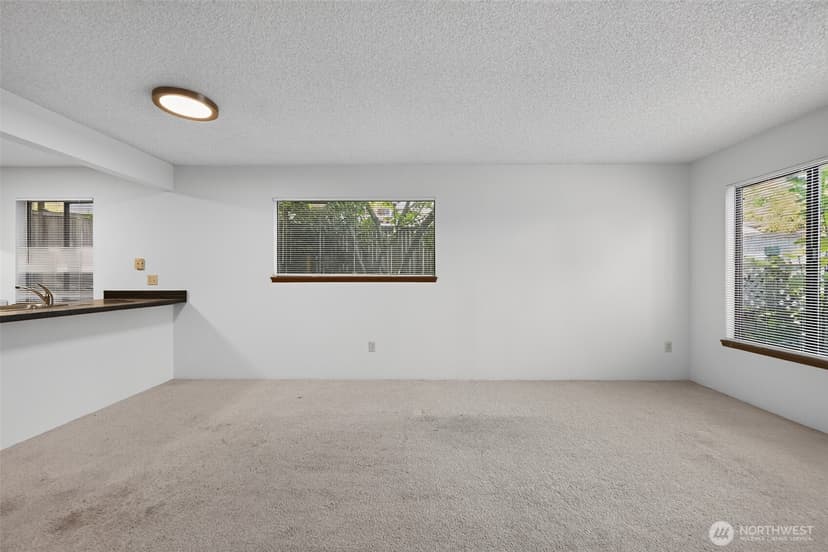 Property photo for 1740 NE 86th Street #101, Seattle photo 11