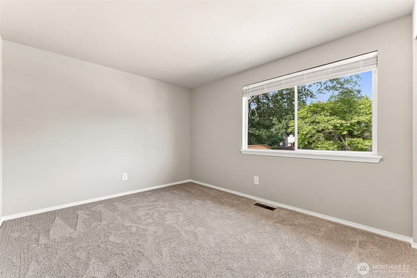 Property photo for 7512 93rd Avenue Ct SW, Lakewood photo 23