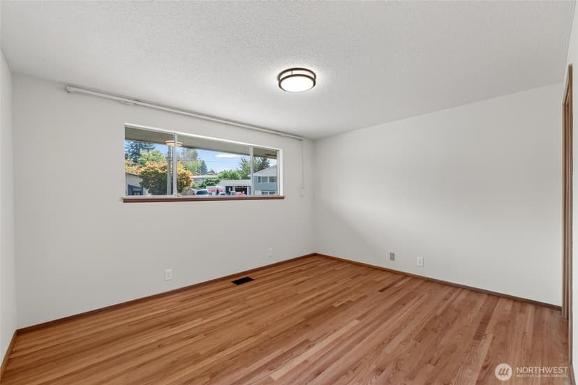 Property photo for 4014 Robin Road W, University Place photo 21