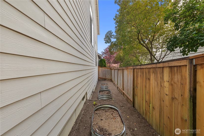 Property photo for 11506 79th Way NE, Kirkland photo 36