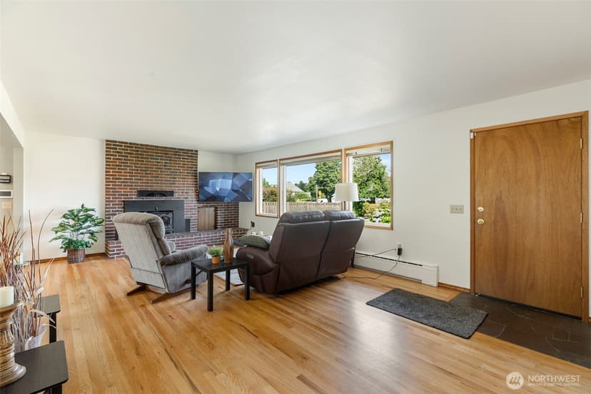 Property photo for 10615 SE 244th Street, Kent photo 4