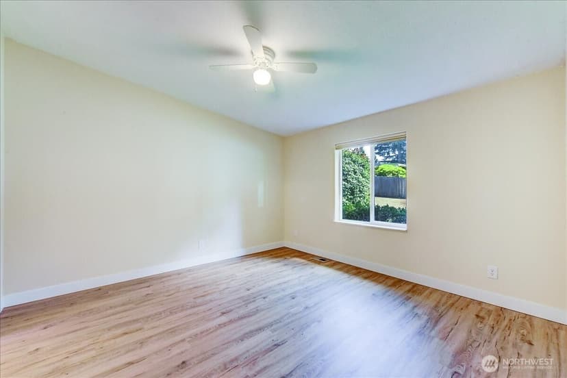 Property photo for 3315 207 Place SE, Bothell photo 10