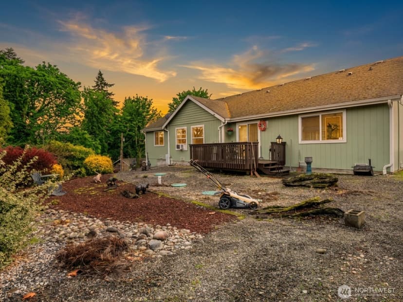 Property photo for 9923 74th Avenue E, Puyallup photo 24