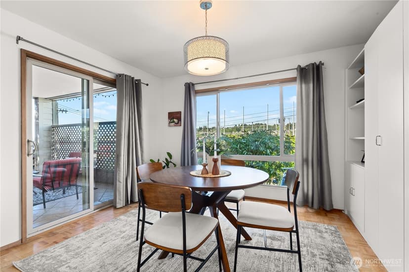 Property photo for 2811 14th Avenue W #100, Seattle photo 10