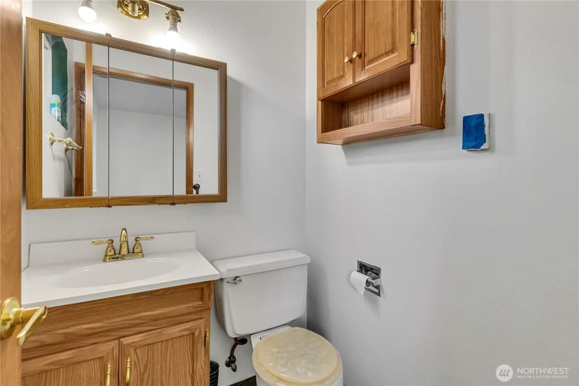 Property photo for 10021 Ainsworth Avenue S, Tacoma photo 14