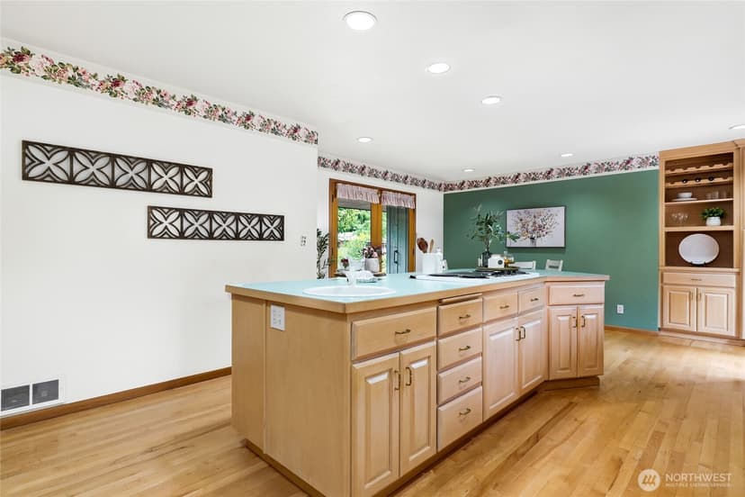 Property photo for 3112 89th Drive SE, Lake Stevens photo 5