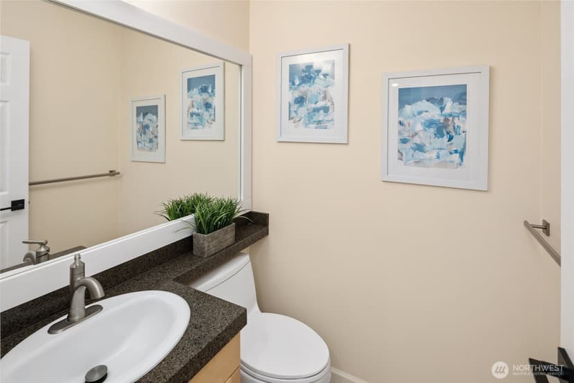 Property photo for 4210 258th Avenue SE, Sammamish photo 11