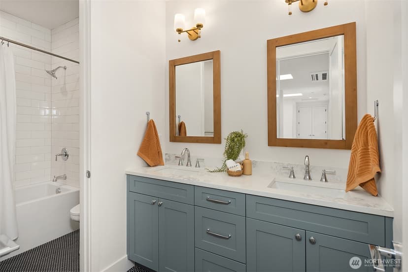 Property photo for 1632 167th Avenue NE, Bellevue photo 28