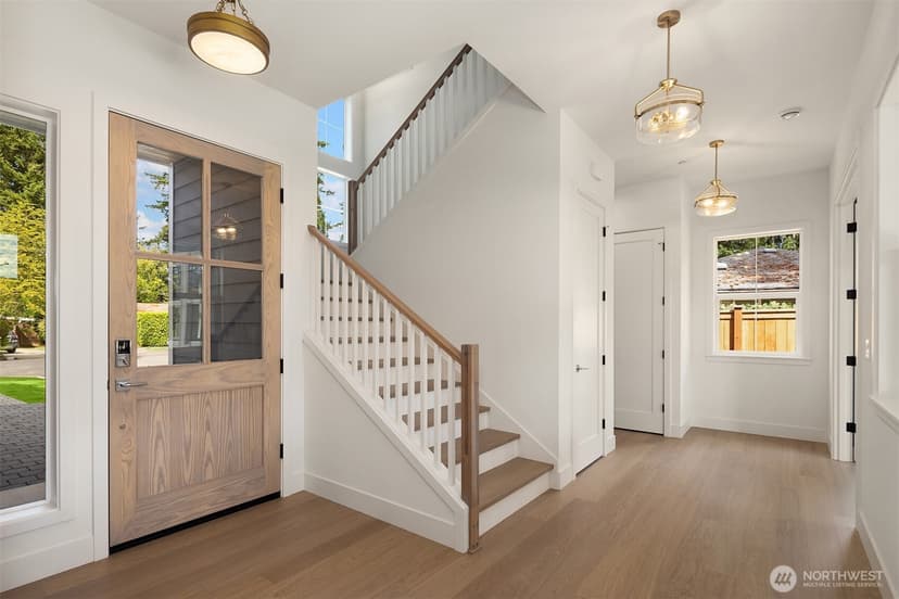 Property photo for 1632 167th Avenue NE, Bellevue photo 15