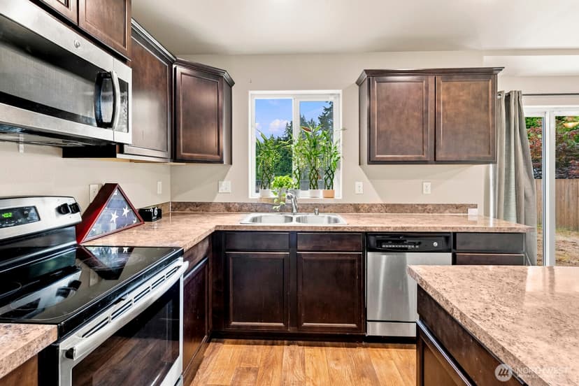 Property photo for 2315 SE Kelby Circle, Port Orchard photo 7