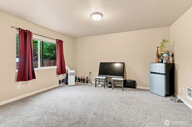 Property photo for 2315 SE Kelby Circle, Port Orchard photo 5