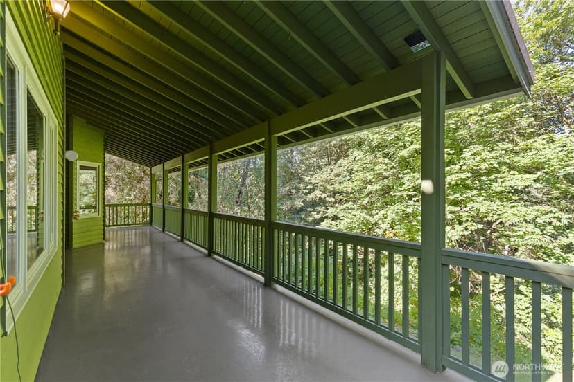 Property photo for 3500 NE 162nd Street, Lake Forest Park photo 33