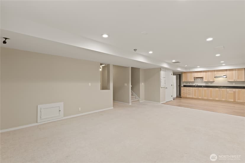 Property photo for 3500 NE 162nd Street, Lake Forest Park photo 24