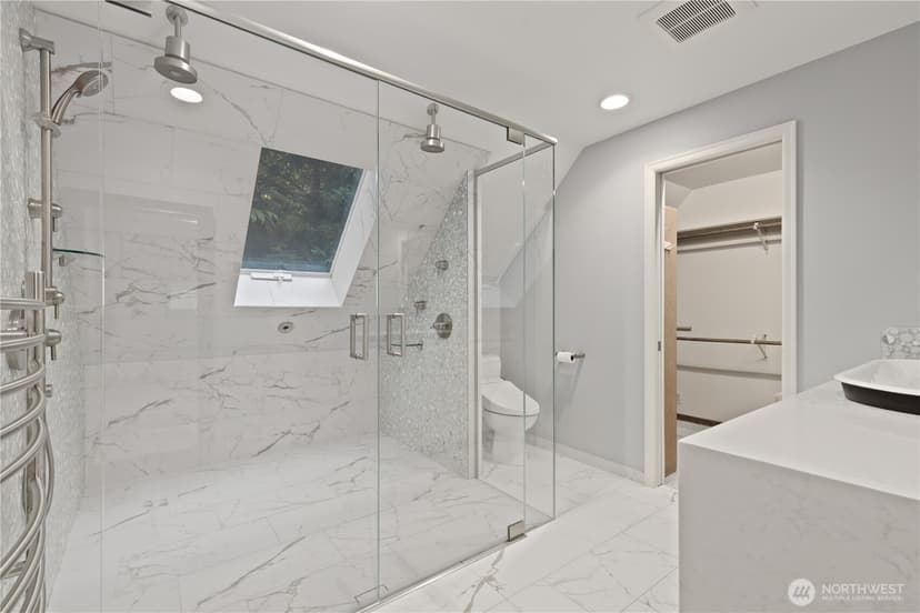 Property photo for 3500 NE 162nd Street, Lake Forest Park photo 18