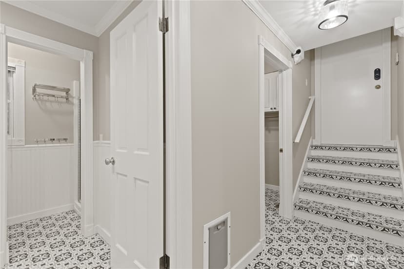 Property photo for 3500 NE 162nd Street, Lake Forest Park photo 13
