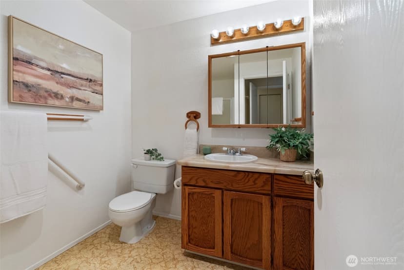 Property photo for 7308 N Skyview Lane #I204, Tacoma photo 12