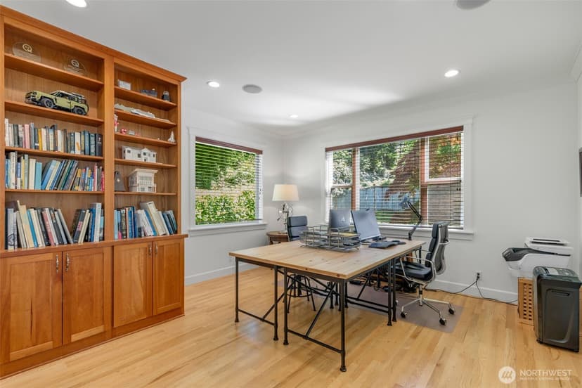 Property photo for 801 W Barrett Street, Seattle photo 21