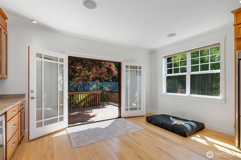 Property photo for 801 W Barrett Street, Seattle photo 19