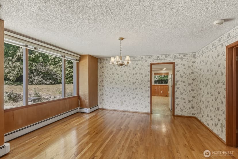 Property photo for 4210 Crescent Avenue, Everett photo 10