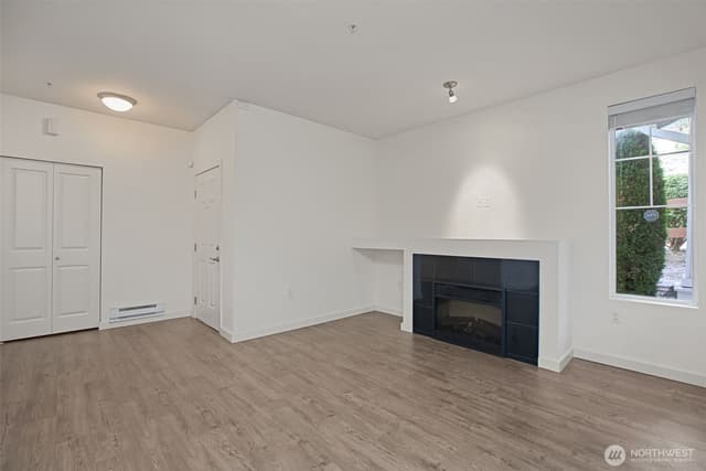 Property photo for 21055 40th Place #F1, SeaTac photo 5