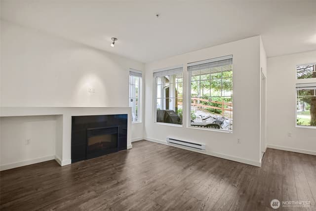 Property photo for 21055 40th Place #F1, SeaTac photo 2