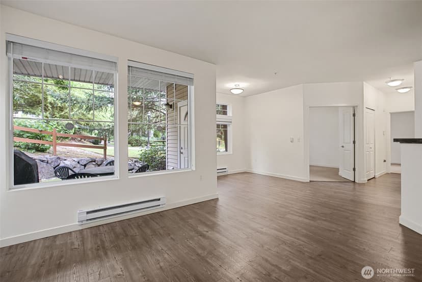 Property photo for 21055 40th Place #F1, SeaTac photo 3