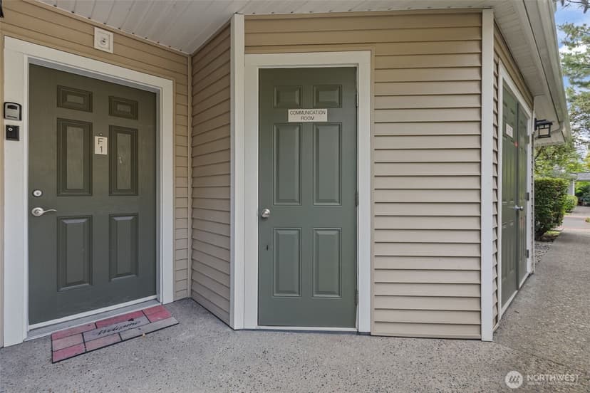 Property photo for 21055 40th Place #F1, SeaTac photo 37