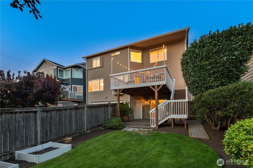 Property photo for 3241 32nd Avenue W, Seattle photo 29