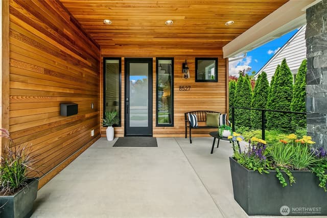 Property photo for 8527 Latona Avenue NE, Seattle photo 2