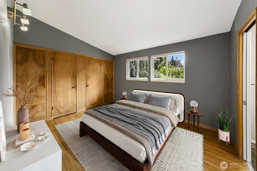 Property photo for 250 SW 176th Place, Normandy Park photo 10