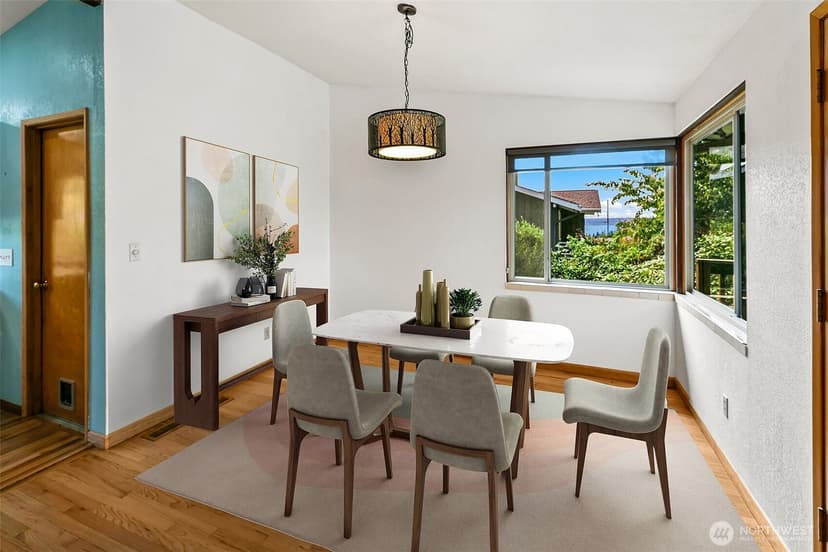 Property photo for 250 SW 176th Place, Normandy Park photo 8