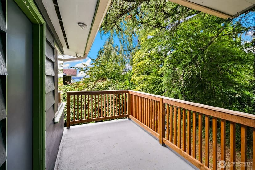 Property photo for 250 SW 176th Place, Normandy Park photo 9