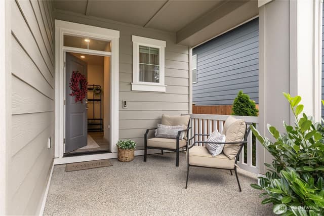 Property photo for 1607 NE Calavista Street, Poulsbo photo 2