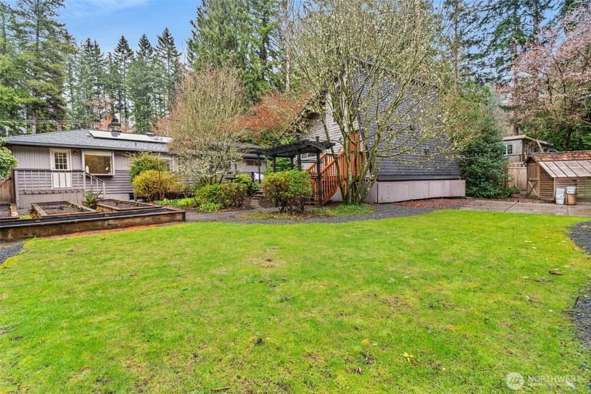 Property photo for 23312 Robin Hood Drive, Edmonds photo 33