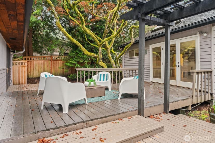 Property photo for 23312 Robin Hood Drive, Edmonds photo 23