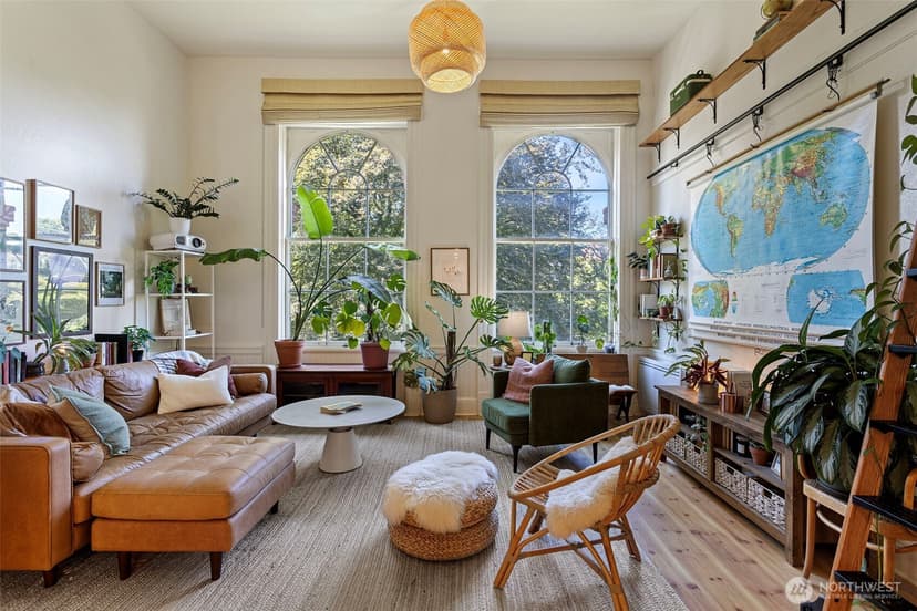 Property photo for 1401 5th Avenue W #305, Seattle