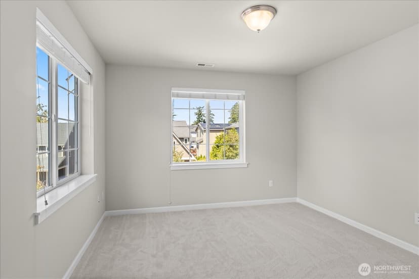 Property photo for 5028 70th Place SW, Mukilteo photo 28
