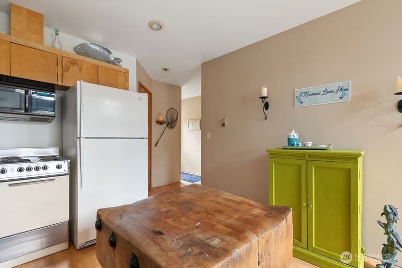 Property photo for 55 A Snohomish Way, Hat Island photo 17