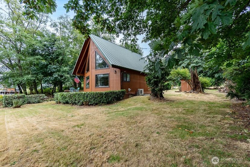 Property photo for 55 A Snohomish Way, Hat Island photo 33