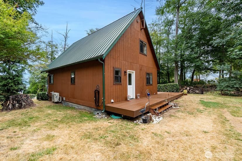 Property photo for 55 A Snohomish Way, Hat Island photo 37